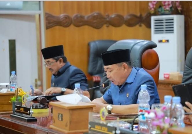 
					Bupati Anwar Sadat Hadiri Rapat Paripurna DPRD Tanjab Barat Bahas Pertanggungjawaban APBD 2024 dan RPJMD 2025 – 2029