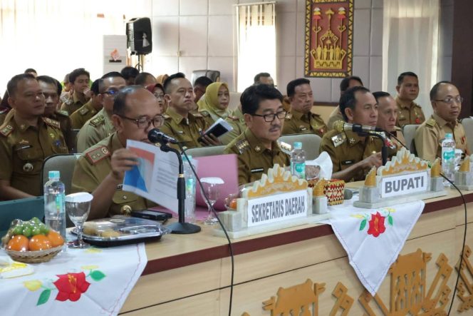 
					Bupati Dan Wakil Bupati Lampung Utara Ikuti Rapat Koordinasi Program Pemberantasan Korupsi Tahun 2025