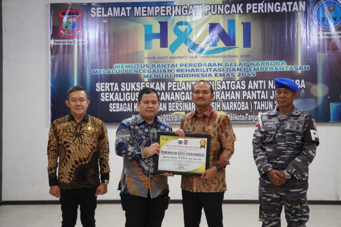 
					Peringati HANI 2025, Wali Kota Tanjungbalai : Narkoba Musuh Kita Semua, Mari Kita Berantas