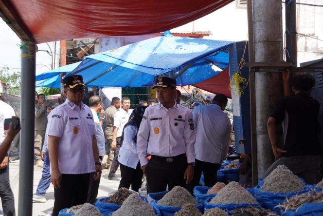 
					Pemko Tanjungbalai Komitmen Tata Kawasan Waterfront City dan Jalan Asahan Jadi Lebih Bersih dan Jauh Dari Kesan Kumuh