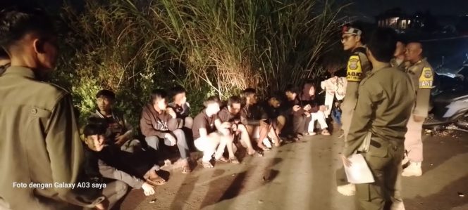 
					Satpol PP Bandung Barat Gelar Patroli Jam Malam Peserta Didik, 26 Siswa Terjaring di Enam Kecamatan
