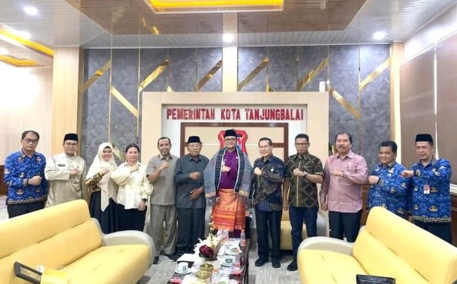 
					Wakil Wali Kota Tanjungbalai Terima Kunker Anggota Bamus DPRD Sumut                                           