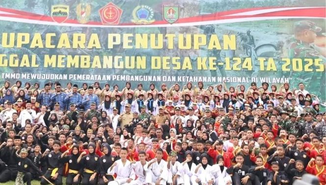 
					Wali Kota Tanjungbalai Hadiri Upacara Penutupan TNI Manunggal Membangun Desa (TMMD) ke-124 Tahun 2025