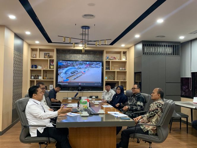 
					Wali Kota Tanjungbalai Sambangi Dirjen Bina Marga Kementerian PUPR, Dorong Percepatan Peningkatan Perbaikan Infrastruktur Jalan, Jembatan dan Drainase