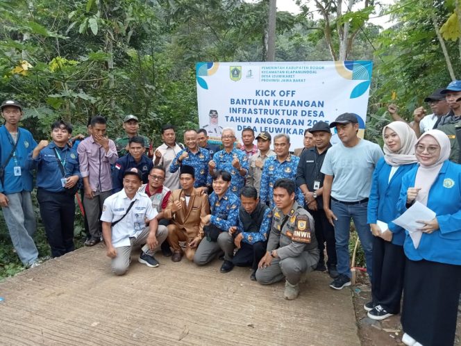 
					Pemdes Leuwikaret Launching Bankeu Samisade dan Realisasikan Pembangunan Betonisasi Jalan Lingkungan Melalui Anggaran Bankeu Samisade Tahun 2025