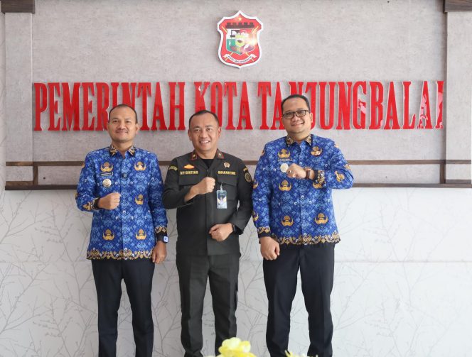 
					Pemko Tanjungbalai dan Karantina Sumut Bahas Pengawasan Lalu Lintas Media Pembawa Karantina di Wilayah Kota Tanjungbalai