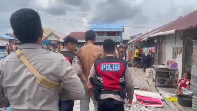 Polisi Tangkap Pelaku Penikaman Siang Bolong Diparit 4 Kuala Tungkal