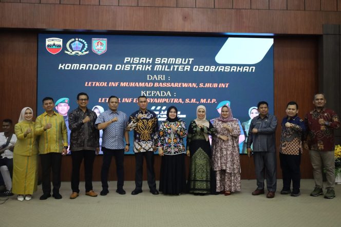 
					Sekretaris Daerah Nurmalini Marpaung Hadiri Pisah Sambut Dandim 0208/AS