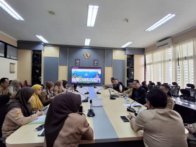 
					Si Tangan Tani: Terobosan DKPP, Bandung Barat Bangun Fondasi Pertanian Digital Berkelanjutan dan Replikatif