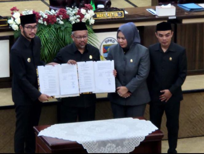 
					KUA-PPAS 2025 Disepakati, Bupati Jeje Tegaskan Anggaran Bukan Sekadar Angka, Tapi Cermin Keberpihakan Pada Rakyat