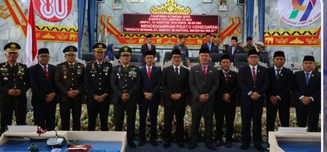 
					Bupati dan Wakil Bupati Hadiri Pidato Kenegaraan Presiden RI di Ruang Rapat Paripurna DPRD