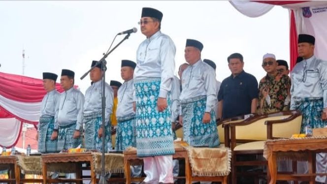 Bupati Anwar Sadat Ajak Masyarakat Perkuat Persatuan dan Inovasi untuk Tanjung Jabung Barat Berkah Madani