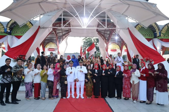 
					Penurunan Bendera Selesai, Upacara Peringatan HUT RI Ke-80 di Kota Tanjungbalai Sukses