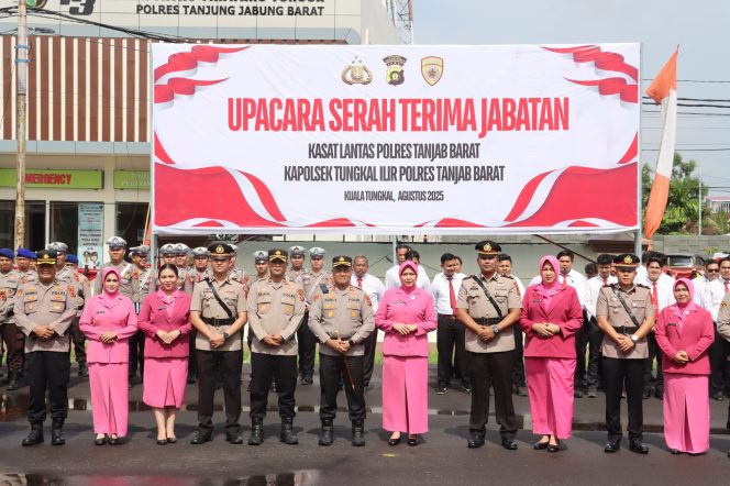 Kapolres Tanjab Barat Pimpin Sertijab Kasat Lantas dan Kapolsek Tungkal Ilir