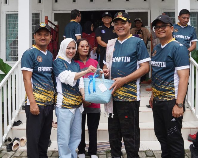 
					Kunjungi Gedung Dekranasda Tanjungbalai, Kepala Barantin Apresiasi Produk Ekraf Lokal dan UMKM Tanjungbalai