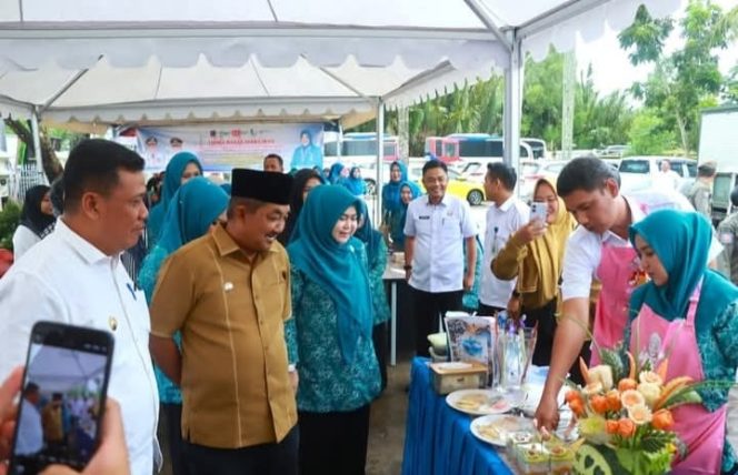 Lomba Masak Serba Ikan Warnai Hari Jadi ke-60 Tanjab Barat
