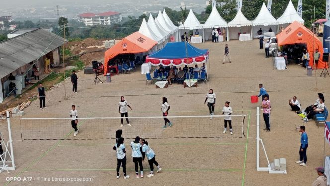 
					Meriahkan HUT RI ke-80, DPRD Kabupaten Bandung Barat Gelar Turnamen Voli Putri