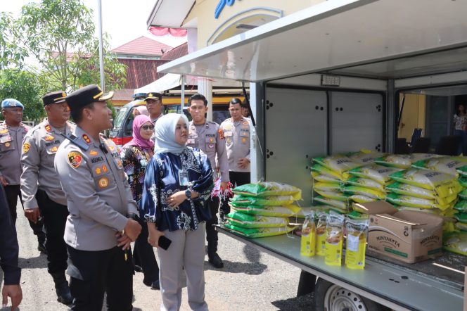 Polres Tanjab Barat Ikut Sukseskan Gerakan Pangan Murah, 8 Ton Beras Ludes Terjual