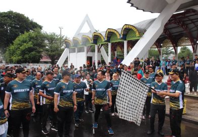 Wali Kota dan Wakil Wali Kota Tanjungbalai Jalan Sehat Bersama Kepala Barantin Serta Jajaran Karantina Indonesia