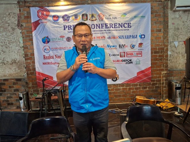 
					Turnamen Billiard Bola 8, Wartawan Depok Tunjukkan Ketangkasan di Meja Billiard