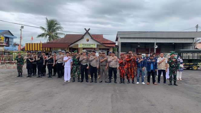Polres Tanjab Barat Gelar Patroli Gabungan TNI/Polri Sat Pol PP, Ormas, dan Dinkes menjaga Kamtibmas wilayah Kuala Tungkal