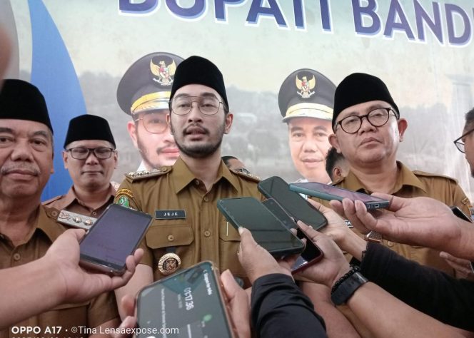 
					Bupati Bandung Barat Batalkan Kenaikan Tunjangan DPRD 2025, Anggaran Difokuskan untuk Kepentingan Publik