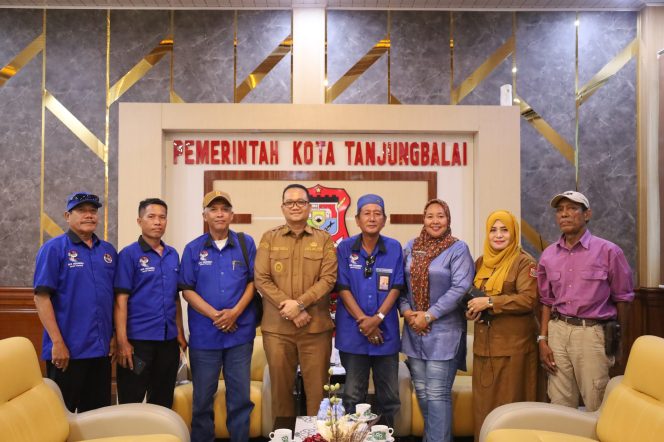 
					Wakil Wali Kota Muhammad Fadly Abdina Terima Audiensi DPD IWOI Tanjungbalai