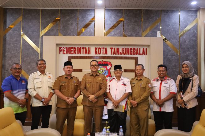 
					Wakil Wali Kota Terima Audiensi Pengurus Kota Persatuan Drum Band Indonesia Kota Tanjungbalai