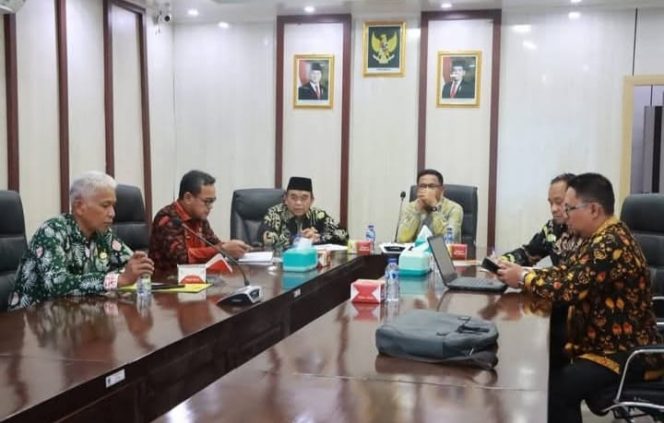 Wakili Bupati, Sekda Ikuti Rakor Bersama Mendagri, Bahas Stabilisasi Harga Beras di Daerah