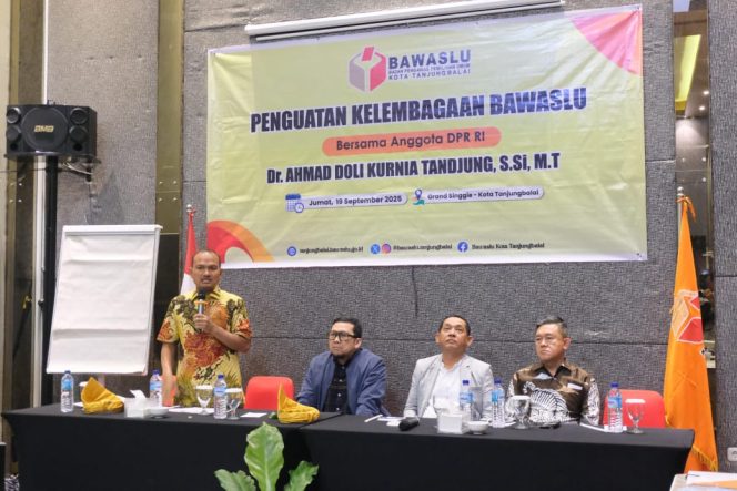 
					Wali Kota Tanjungbalai Hadiri Kegiatan “Penguatan Kelembagaan Bawaslu Tanjungbalai” Bersama Anggota DPR RI Ahmad Doli Kurnia Tanjung