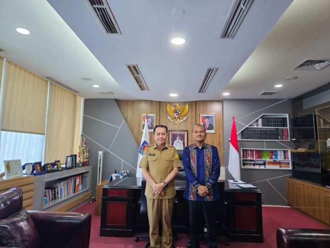
					Wali Kota Tanjungbalai Kembali Bertemu Dirjen Bina Keuangan Daerah Kemendagri Bahas Peningkatan APBD Termasuk DAU dan DAK serta Penggunaan APBD