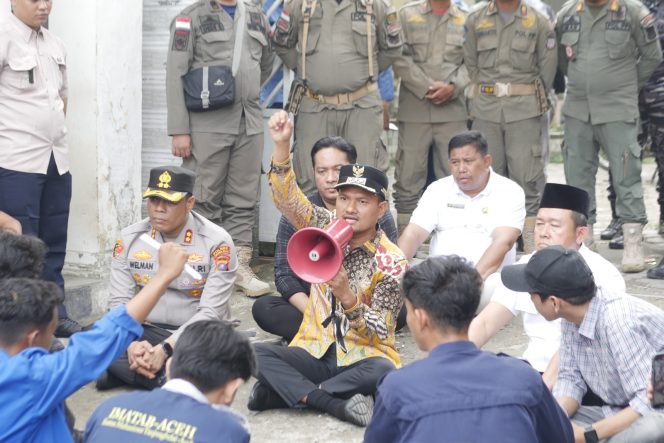 
					Wali Kota dan Forkopimda Terima Aksi Unjuk Rasa Aliansi Mahasiswa dan Pemuda Kota Tanjungbalai