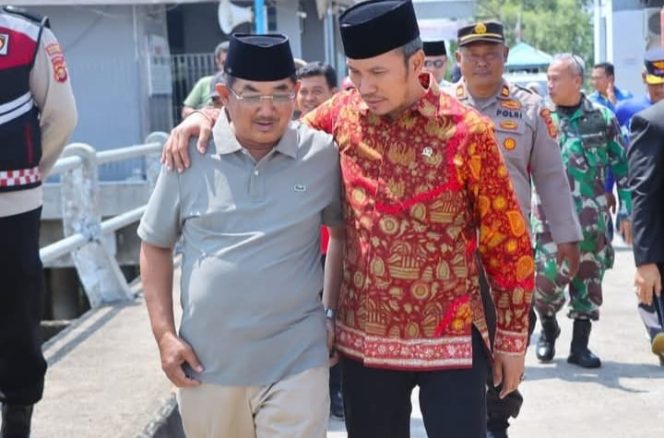 
					Bupati Anwar Sadat Dampingi Anggota DPR RI Komisi V Reses di Tanjab Barat