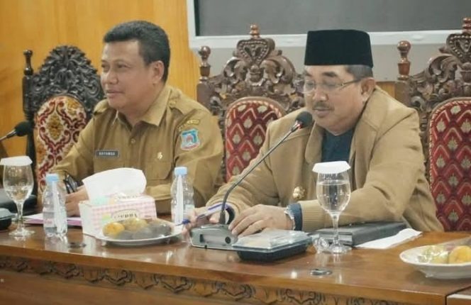 
					Bupati Anwar Sadat Pimpin Rapat Penyusunan RAPBD Tahun 2026