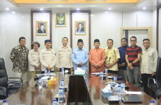 
					Bupati Anwar Sadat Terima Audiensi RoeKI, Bahas Hilirisasi Kelapa Nasional