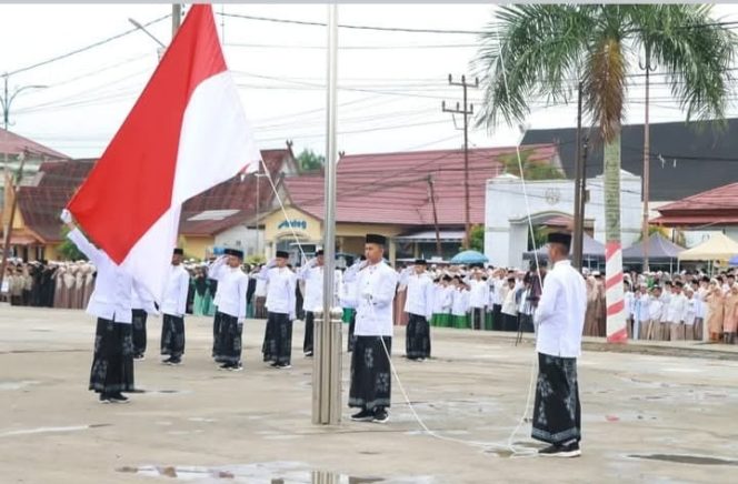 
					Bupati Tanjung Jabung Barat Peringati Hari Santri 2025 Bersama 1.650 Santri