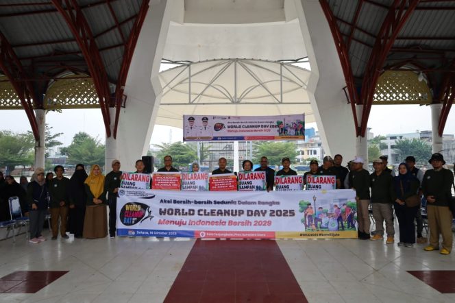 
					Pemko Tanjungbalai Gelar World Cleanup Day 2025, Wali Kota Tegaskan Komitmen Tanjungbalai Menuju Kota Bersih dan Bebas Sampah