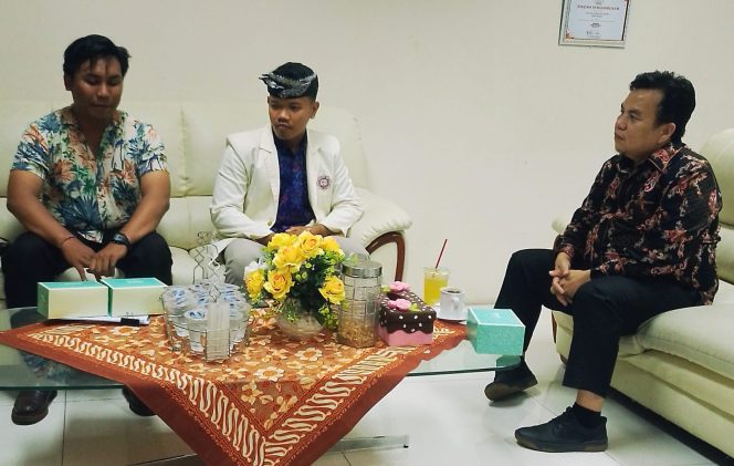 
					Pengurus Baru Mahasiswa Hindu Kenalkan Diri ke Adityawarman