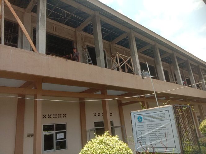 
					SMAN 7 Tasikmalaya Bangun 3 RKB dan 1 Ruangan LAB Komputer