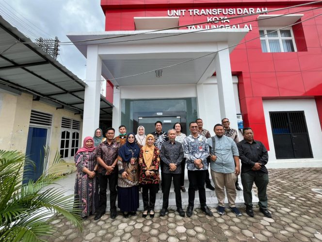 
					Sekretaris Daerah Dampingi Wakil Ketua DPRD Sumut Salman Alfarisi dalam Kunjungan Kerja ke RSUD dr. Tengku Mansyur