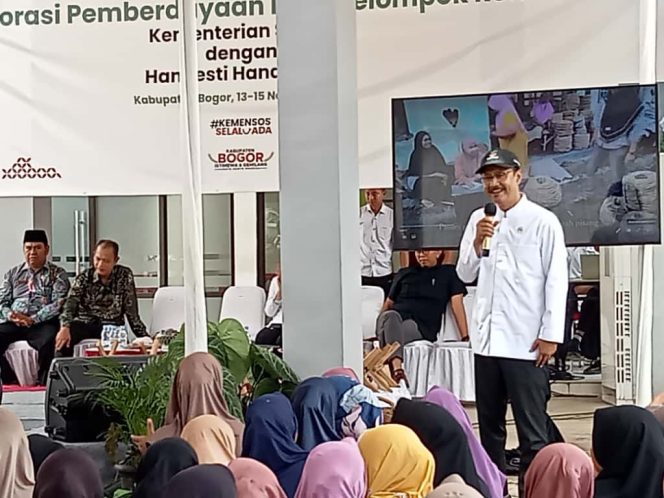 
					Kementerian Sosial RI Menyelenggarakan Kegiatan Pemberdayaan Bagi Kelompok Rentan Dikantor Camat Tanjungsari
